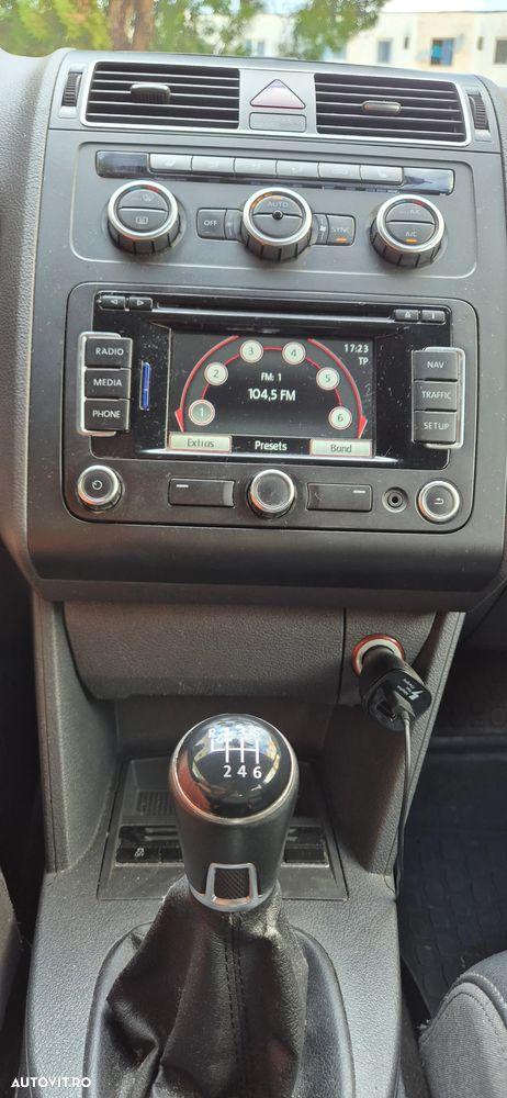 Volkswagen Touran 1.6 TDI Trendline - 20