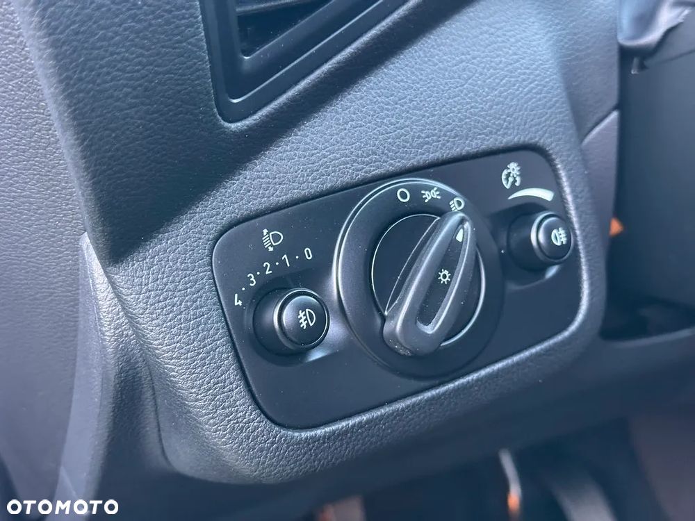 Ford Kuga 1.5 EcoBoost 2x4 Cool & Connect - 17