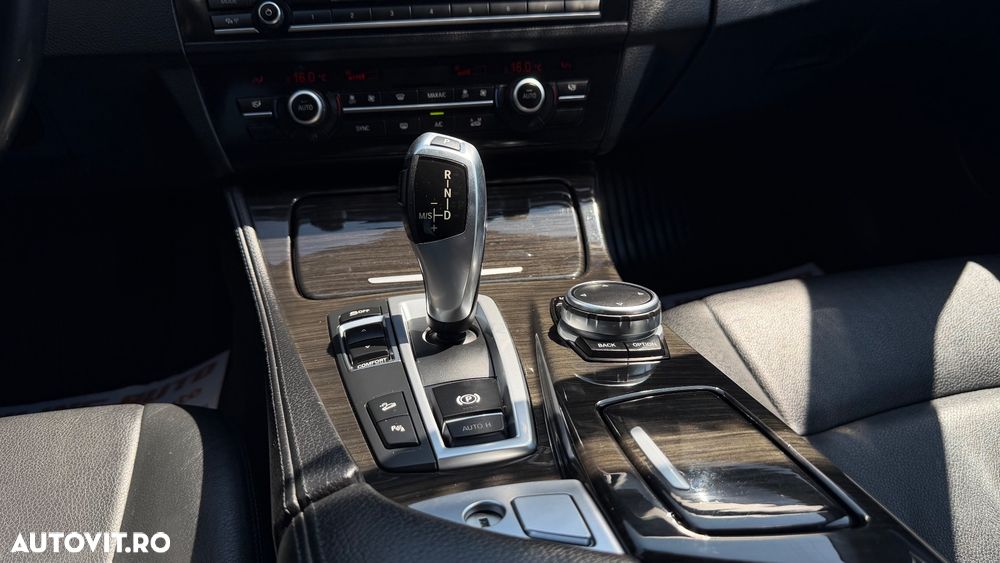 BMW Seria 5 520d xDrive AT - 18