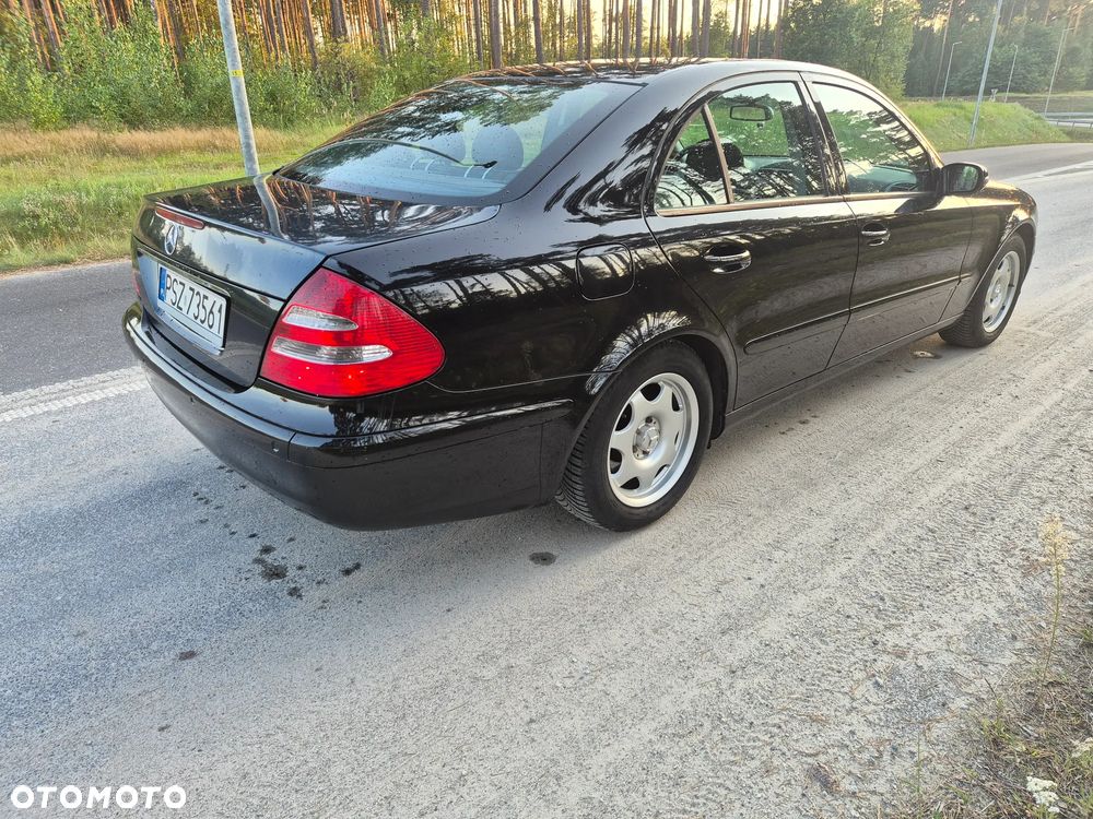 Mercedes-Benz Klasa E 200 Kompressor Automatik Classic - 5