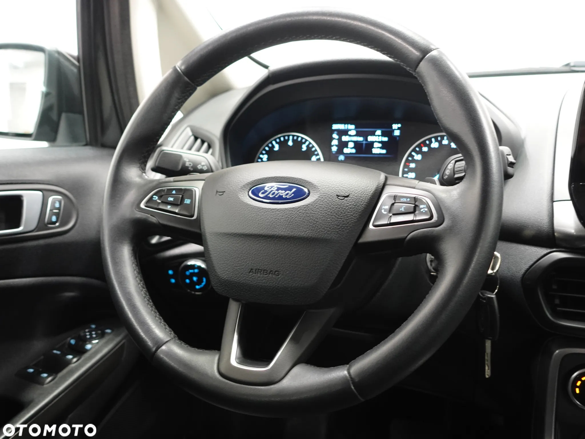 Ford EcoSport 1.0 EcoBoost TREND - 38