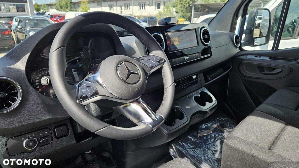 Mercedes-Benz Sprinter Sprinter - 20