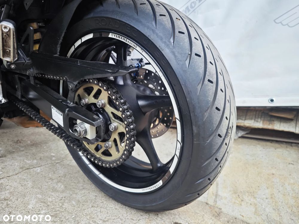 Yamaha FZ6 - 7