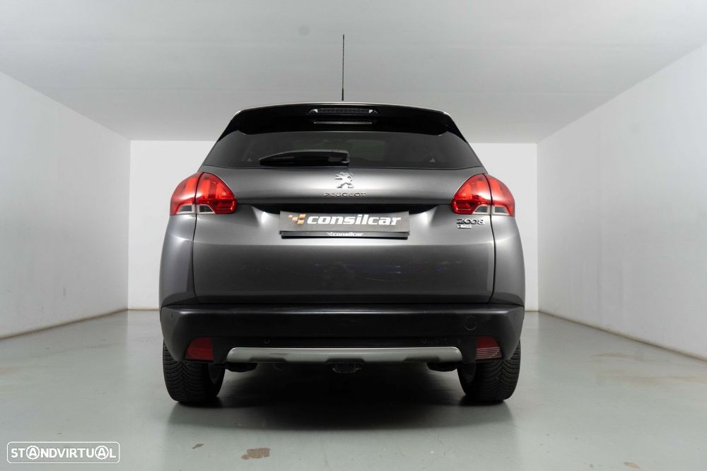 Peugeot 2008 1.2 PureTech Allure - 4