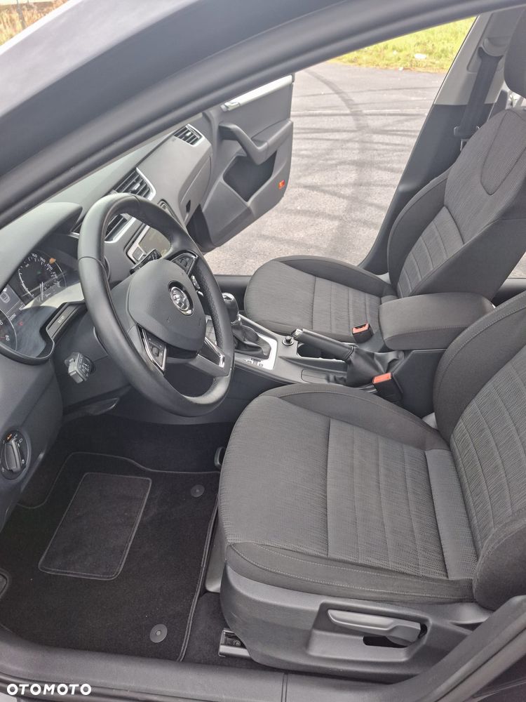 Skoda Octavia 1.8 TSI Style DSG - 10