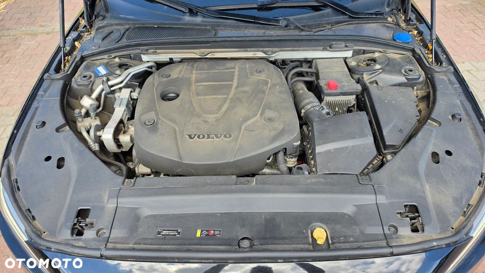 Volvo V90 D4 Geartronic Momentum - 38
