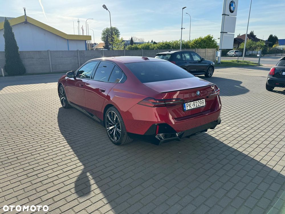 BMW Seria 5 550e xDrive PHEV M Sport Edition - 2