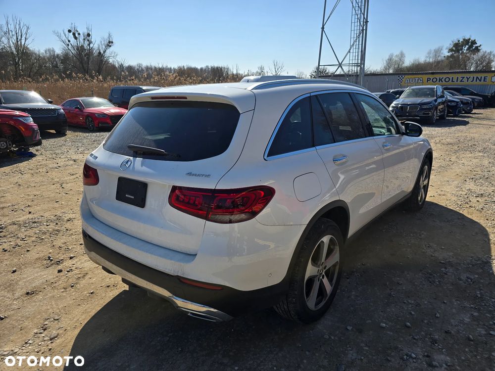 Mercedes-Benz GLC 300 4Matic 9G-TRONIC Edition Avantgarde - 4