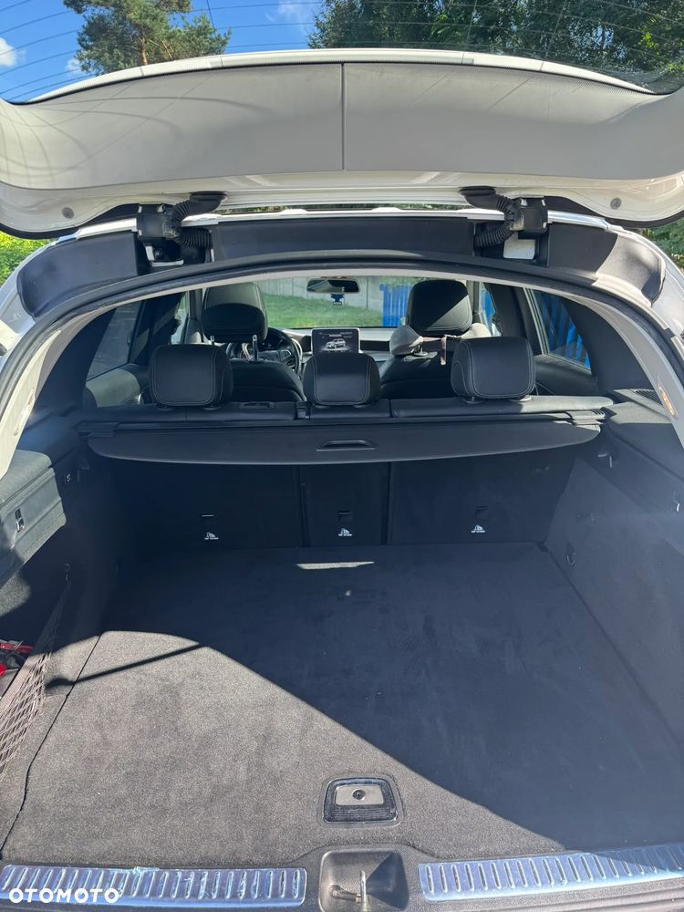 Mercedes-Benz GLC 300 4-Matic - 22