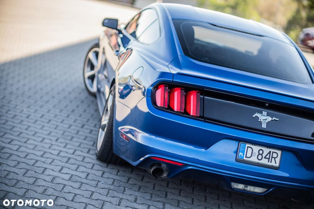 Ford Mustang - 11