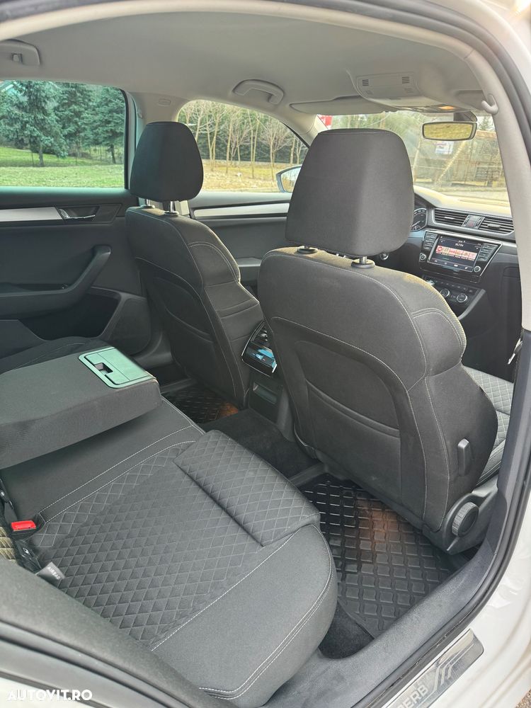 Skoda Superb 1.6 TDI DSG Ambition - 20