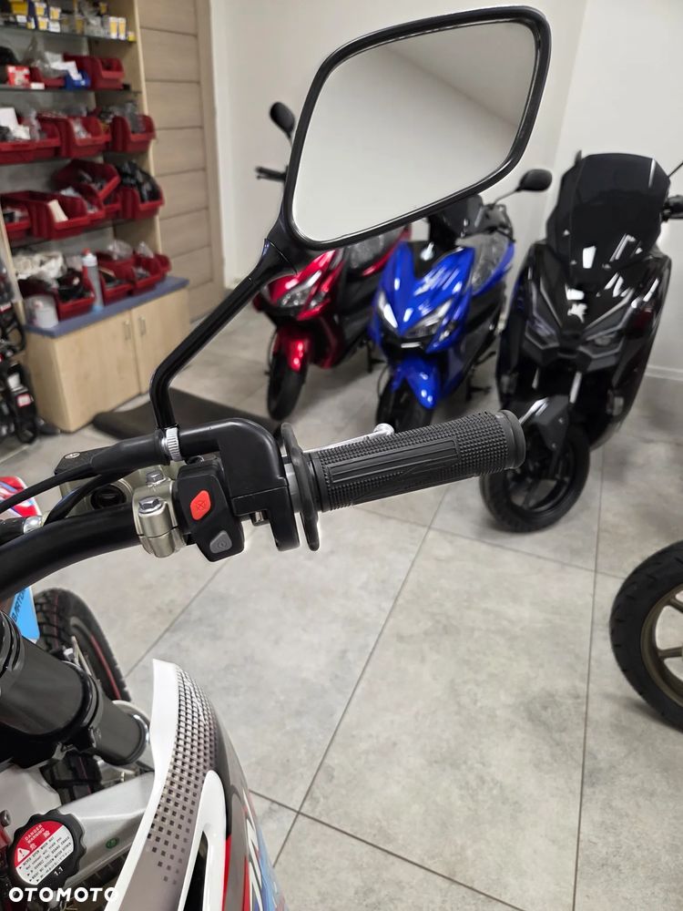 Barton FRX 125 - 18
