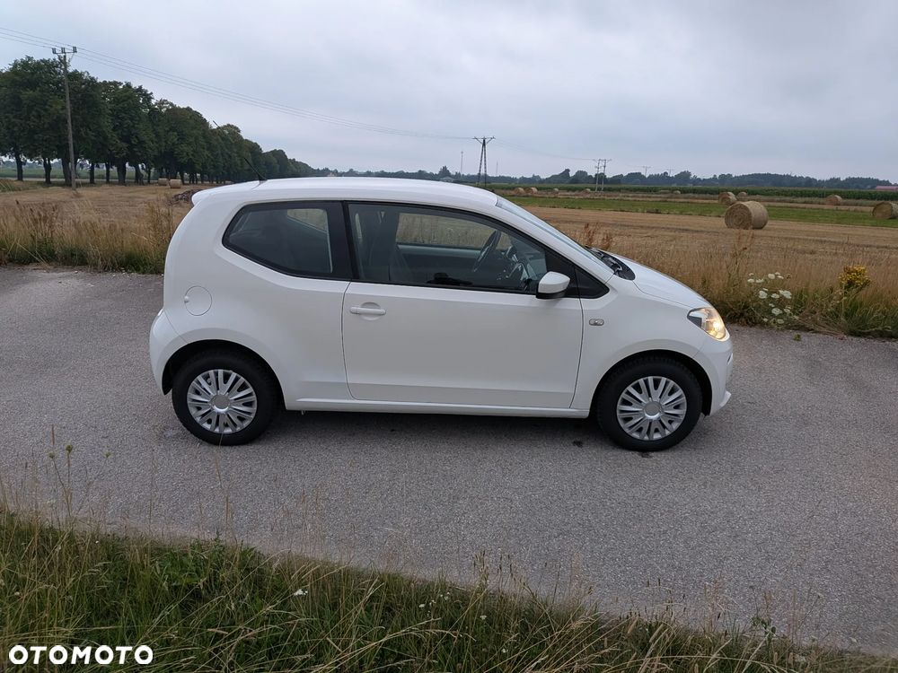 Volkswagen up! white - 5