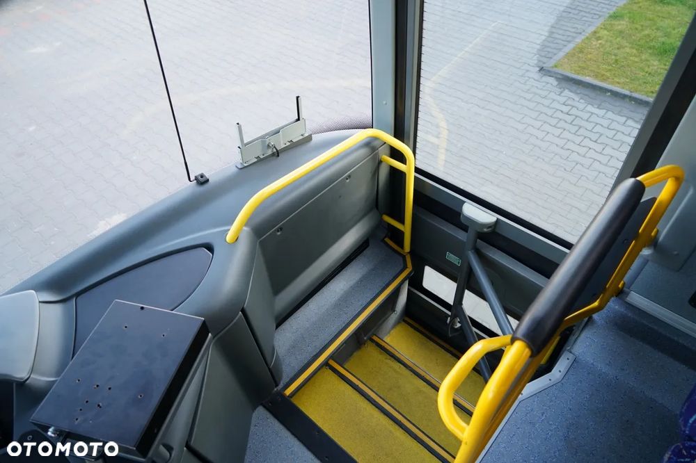 Mercedes-Benz INTOURO / EURO 5 / MANUAL / KLIMA /SPROWADZONY / - 25