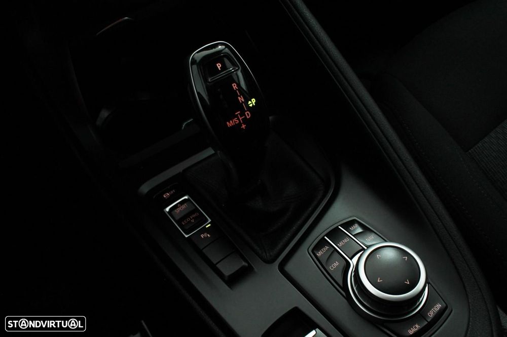BMW X1 16 d sDrive Auto - 21