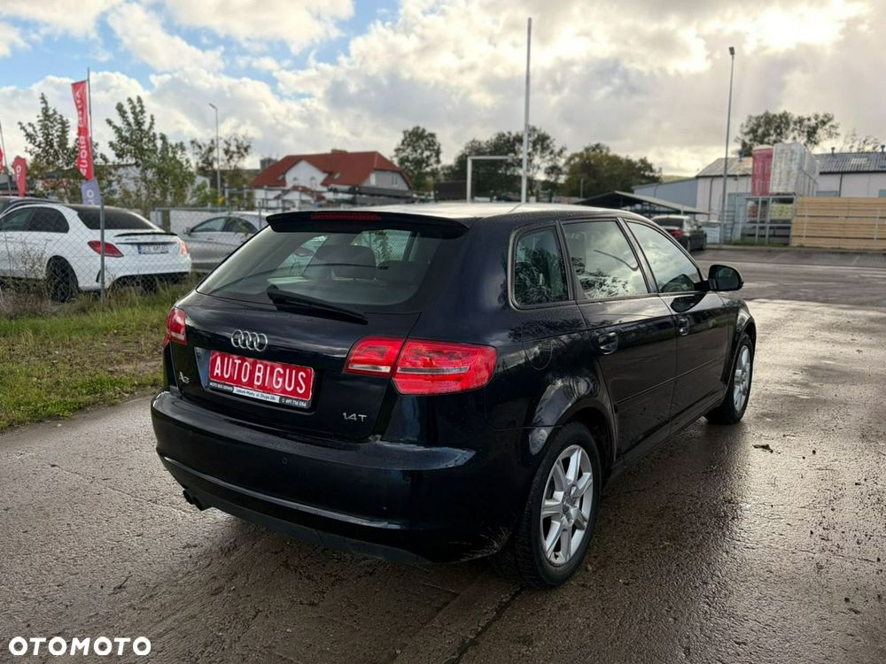 Audi A3 Sportback - 8