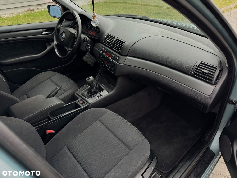BMW Seria 3 - 16