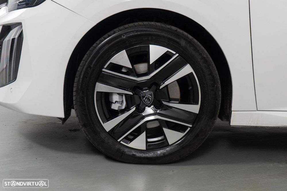 Peugeot 208 1.2 Hybrid Allure e-DCS6 - 18