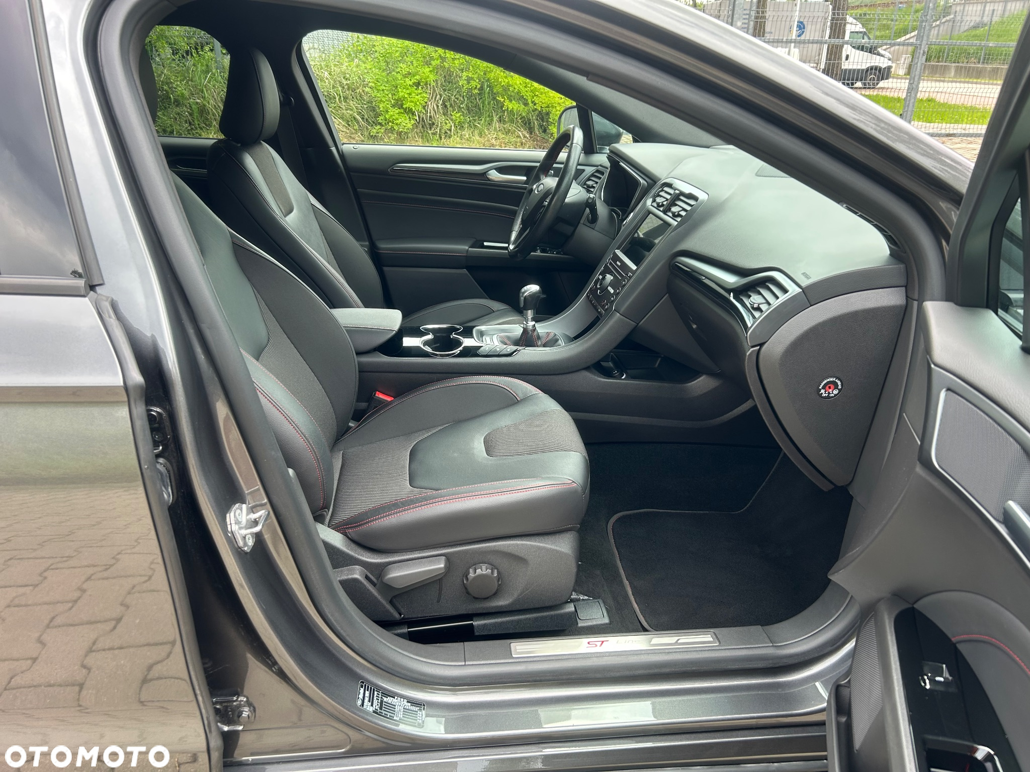 Ford Mondeo 1.5 EcoBoost ST-Line X - 18
