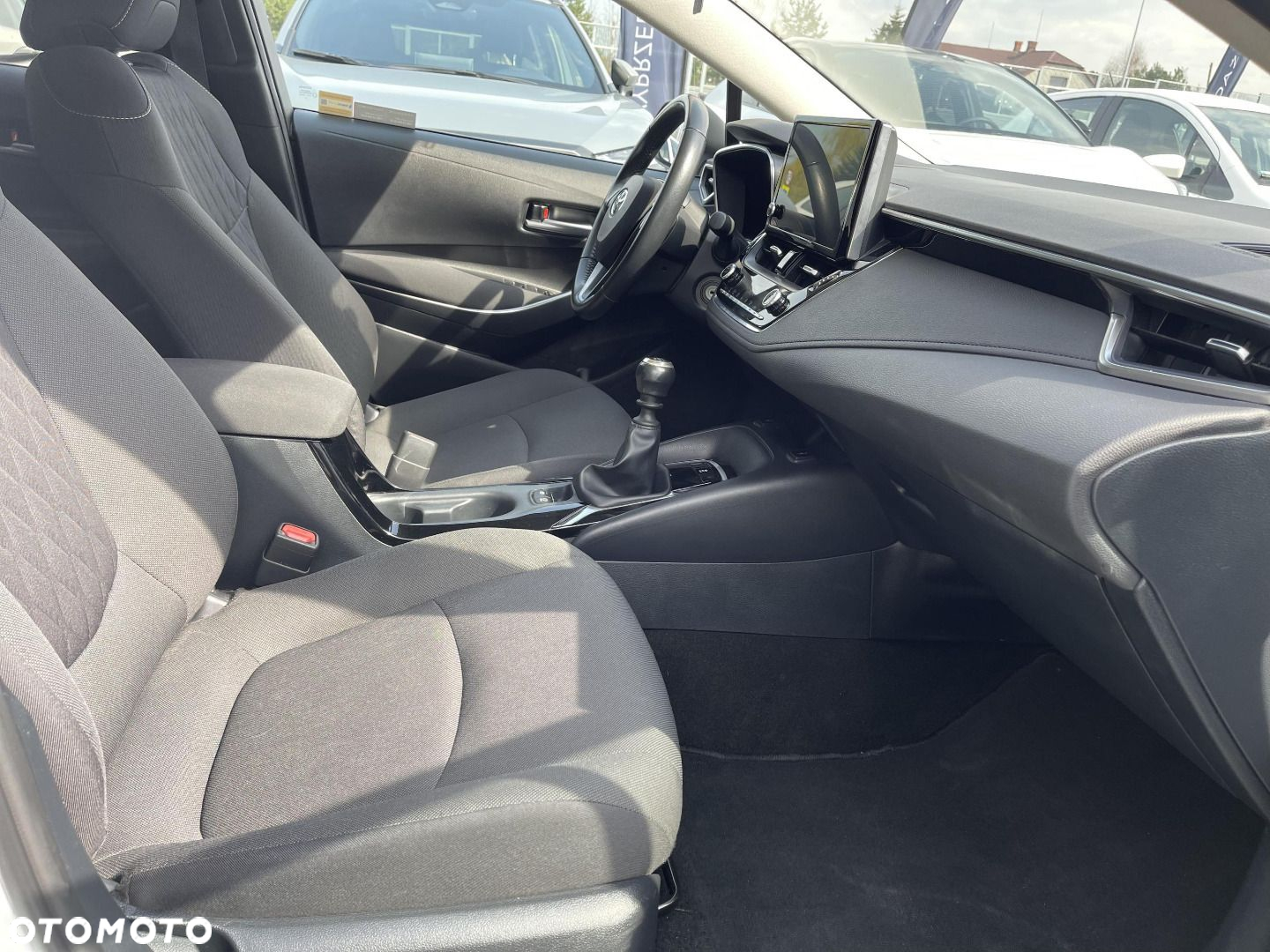 Toyota Corolla - 9