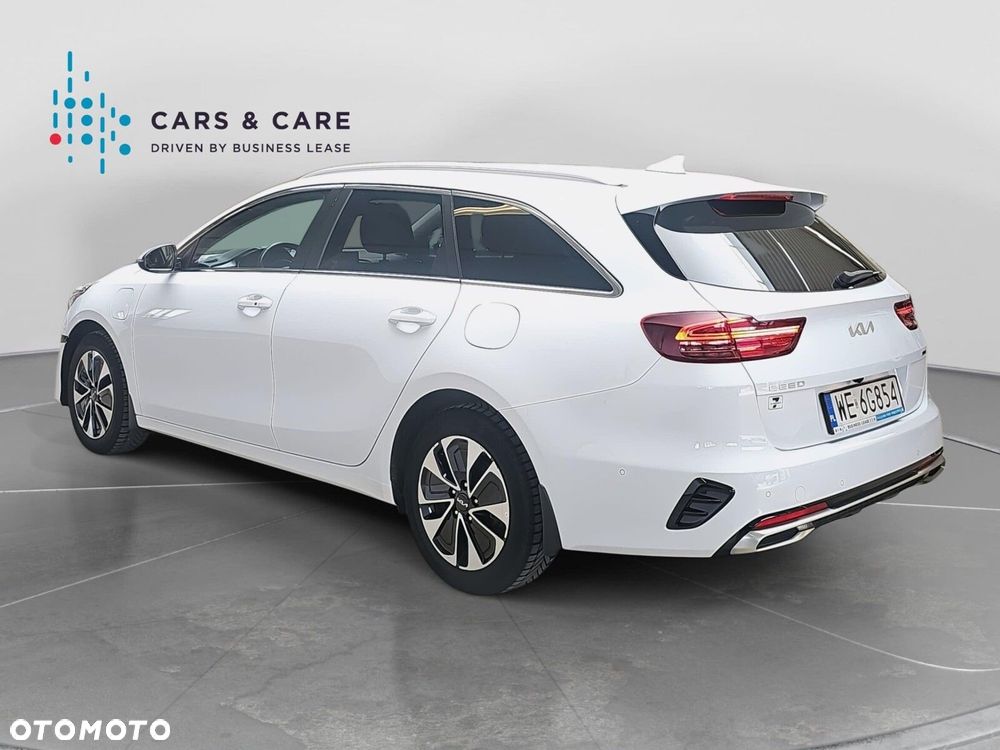 Kia Ceed 1.6 GDI PHEV L DCT - 28