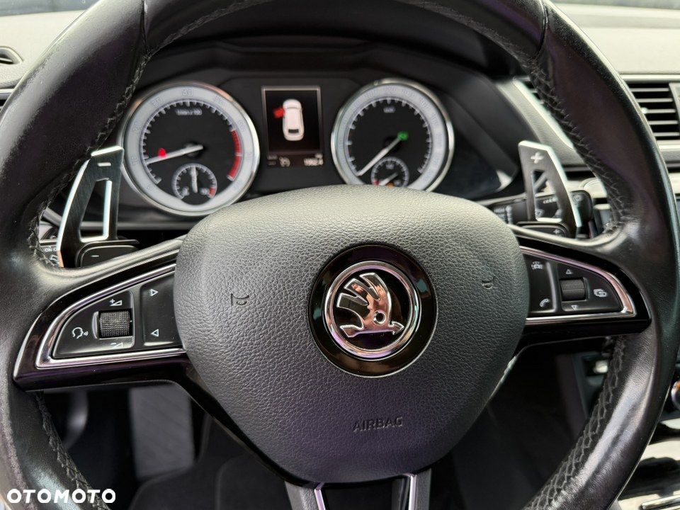 Skoda Superb 2.0 TSI L&K DSG - 24