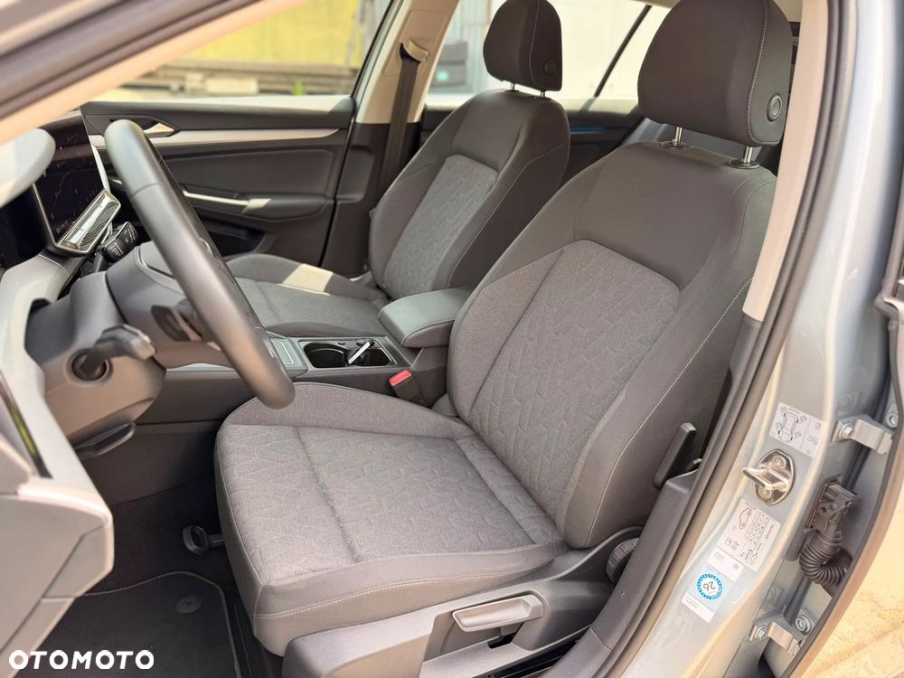 Volkswagen Golf 1.5 eTSI OPF DSG Edition 50 - 19