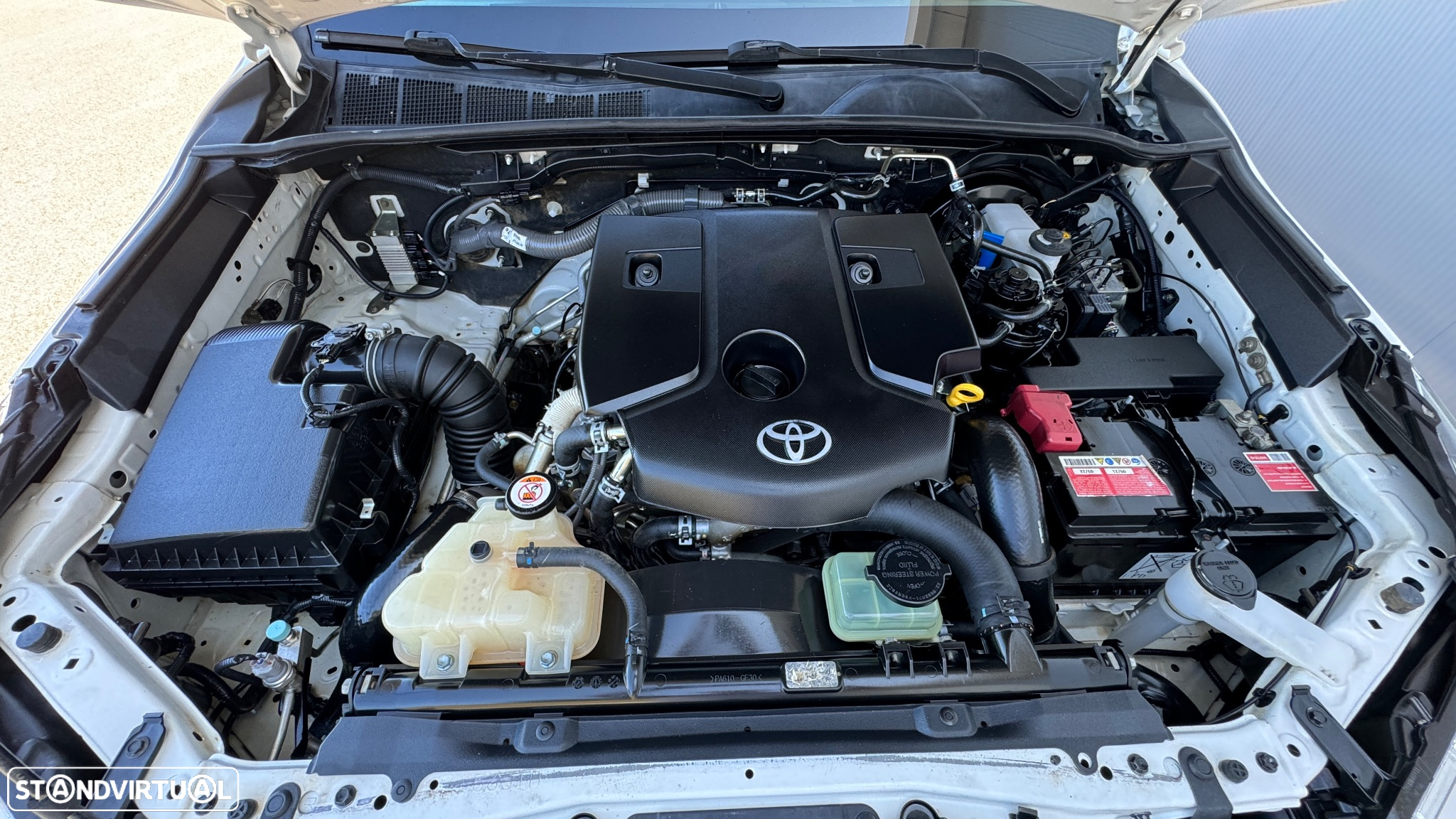 Toyota Hilux 2.4 D-4D 4X4 cabine extra - 39