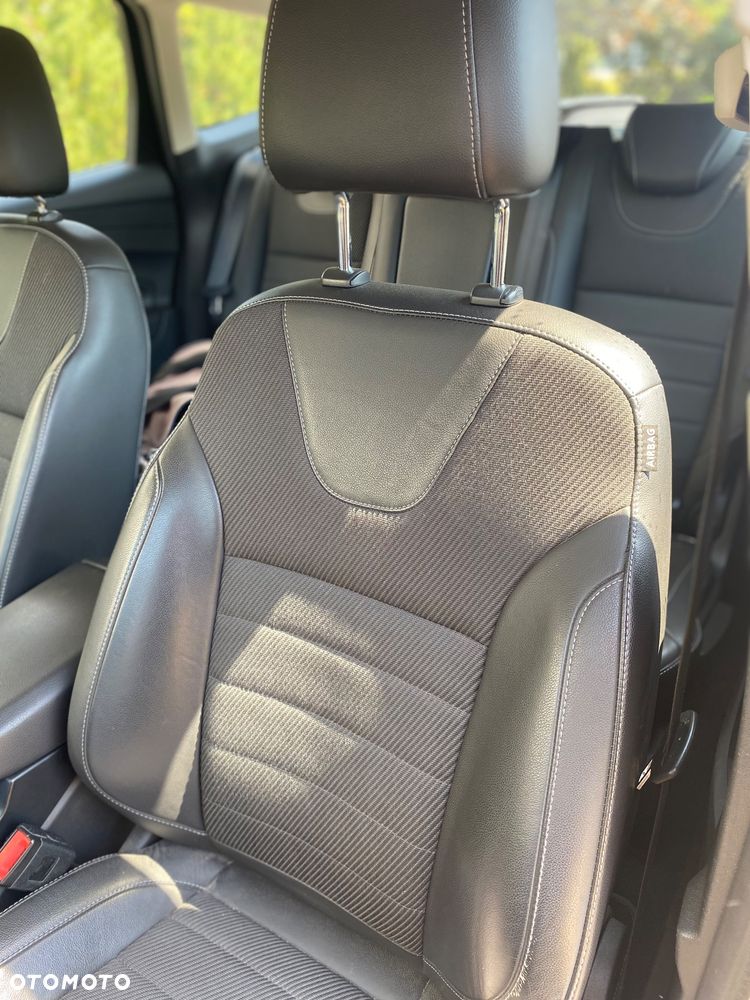 Ford Kuga 1.5 EcoBoost FWD Titanium ASS - 17