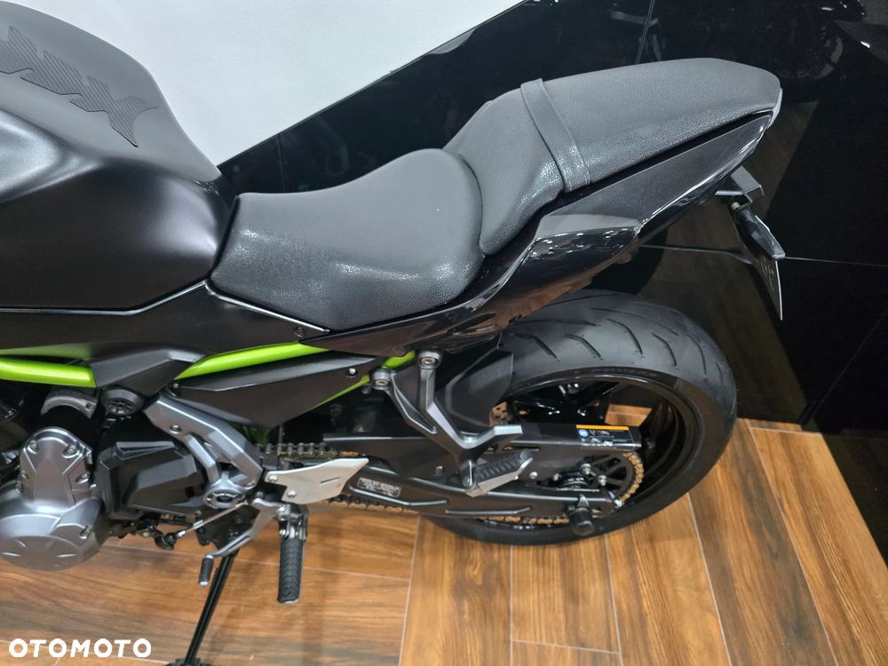 Kawasaki Z 650 - 15