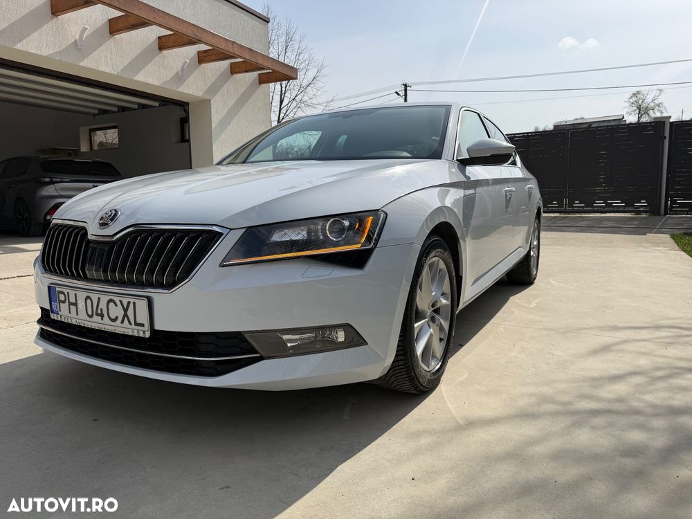 Skoda Superb 2.0 TDI Ambition - 14