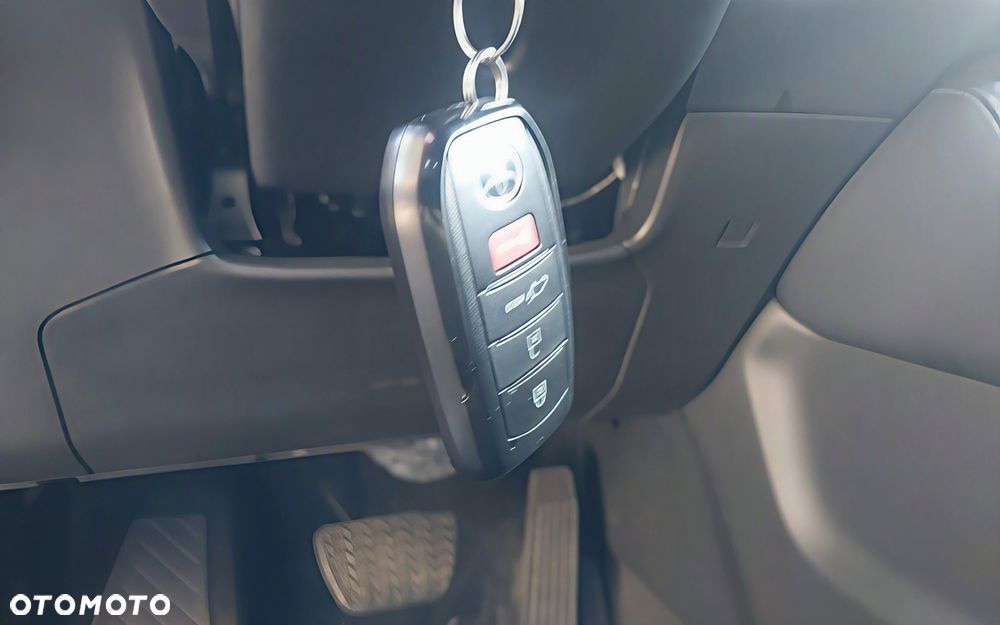 Toyota Grand Highlander - 13