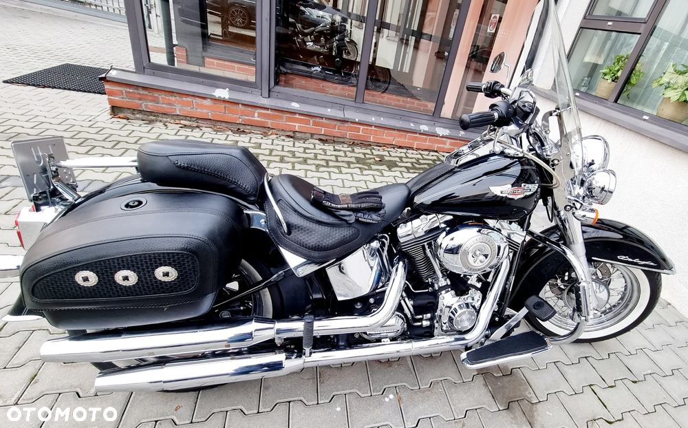 Harley-Davidson Softail Deluxe - 2