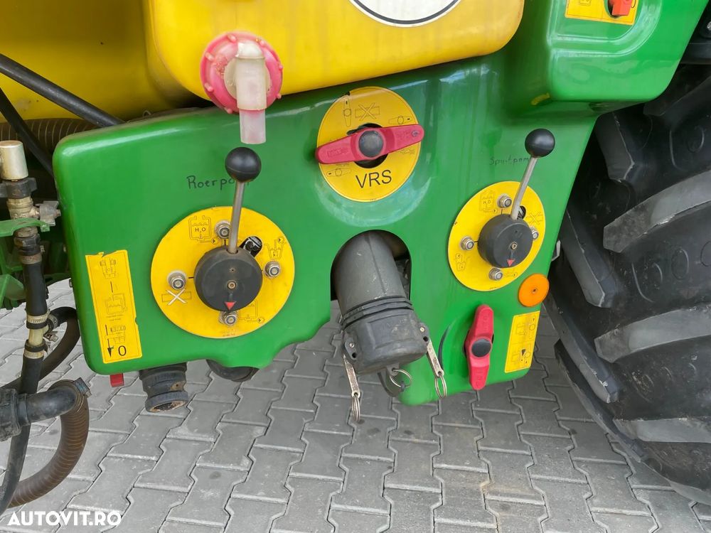 John Deere 840 - 15