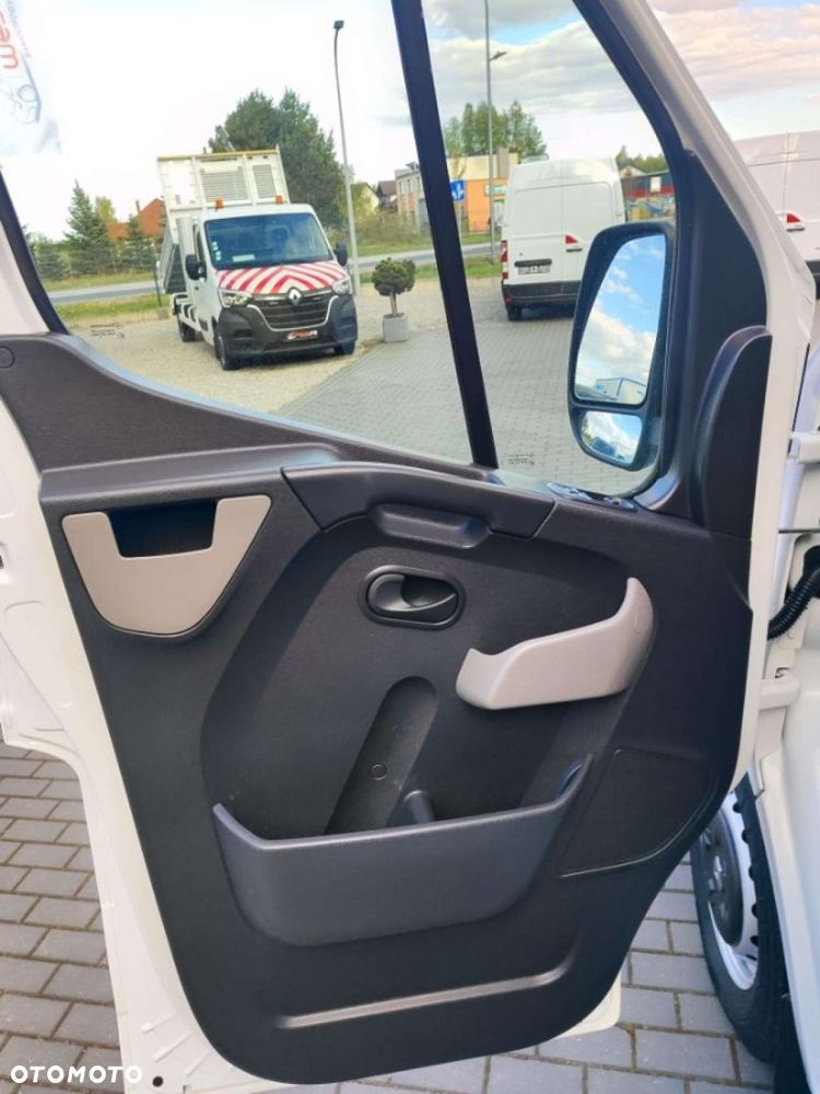 Renault Master - 17
