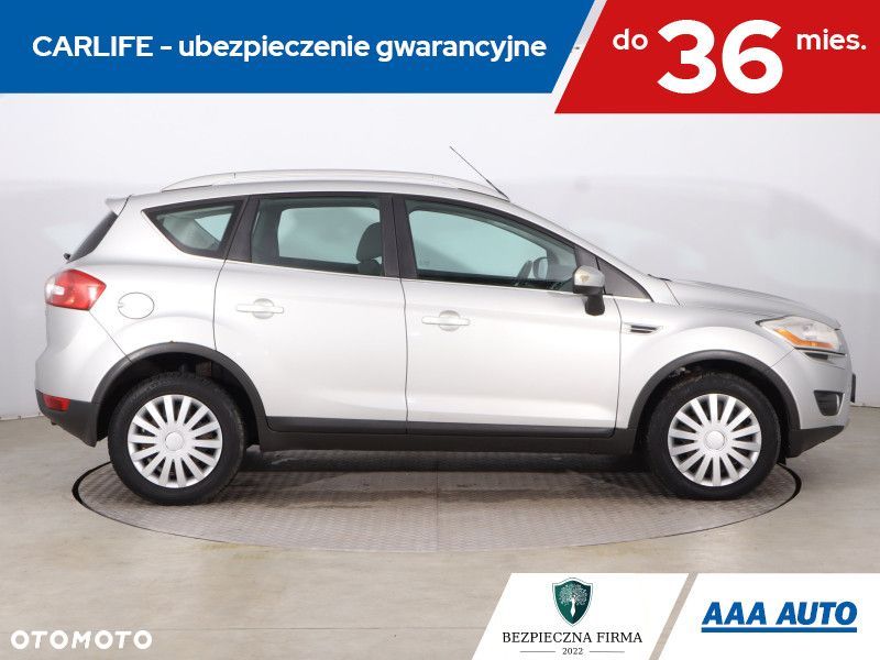 Ford Kuga - 8
