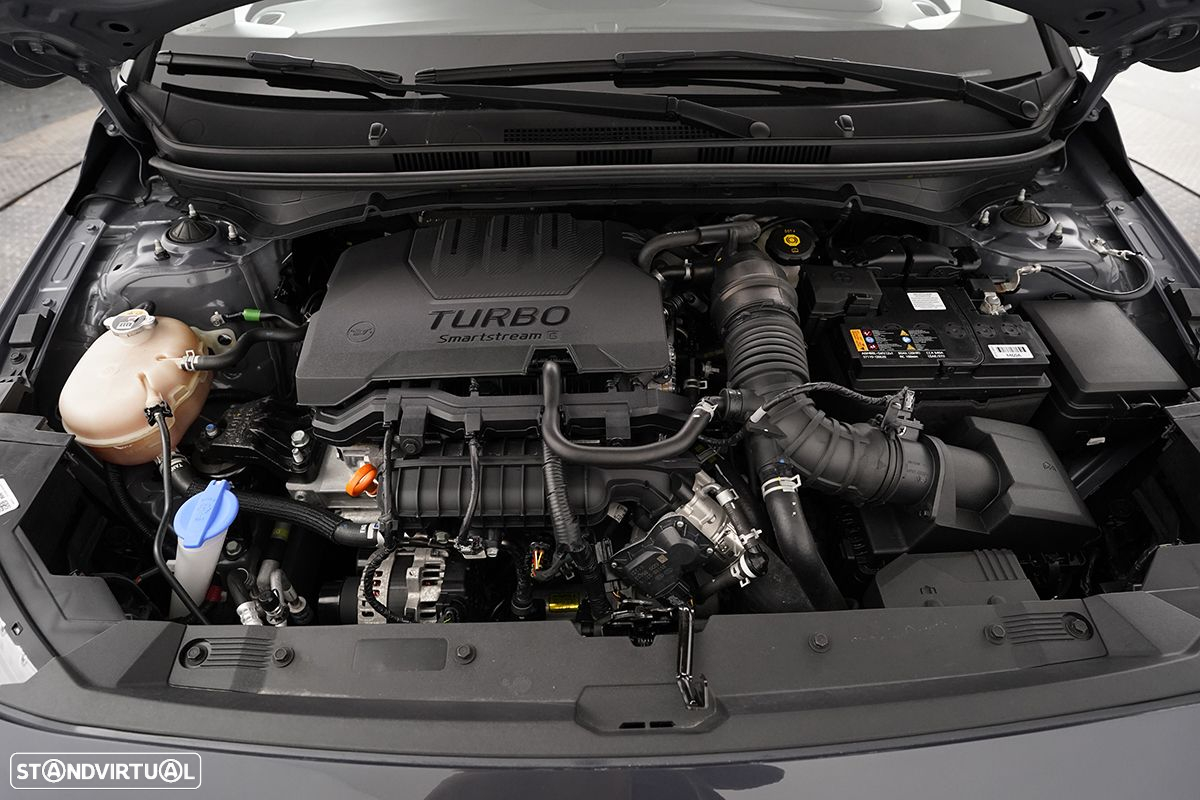 Hyundai Bayon 1.0 T-GDI Premium - 24