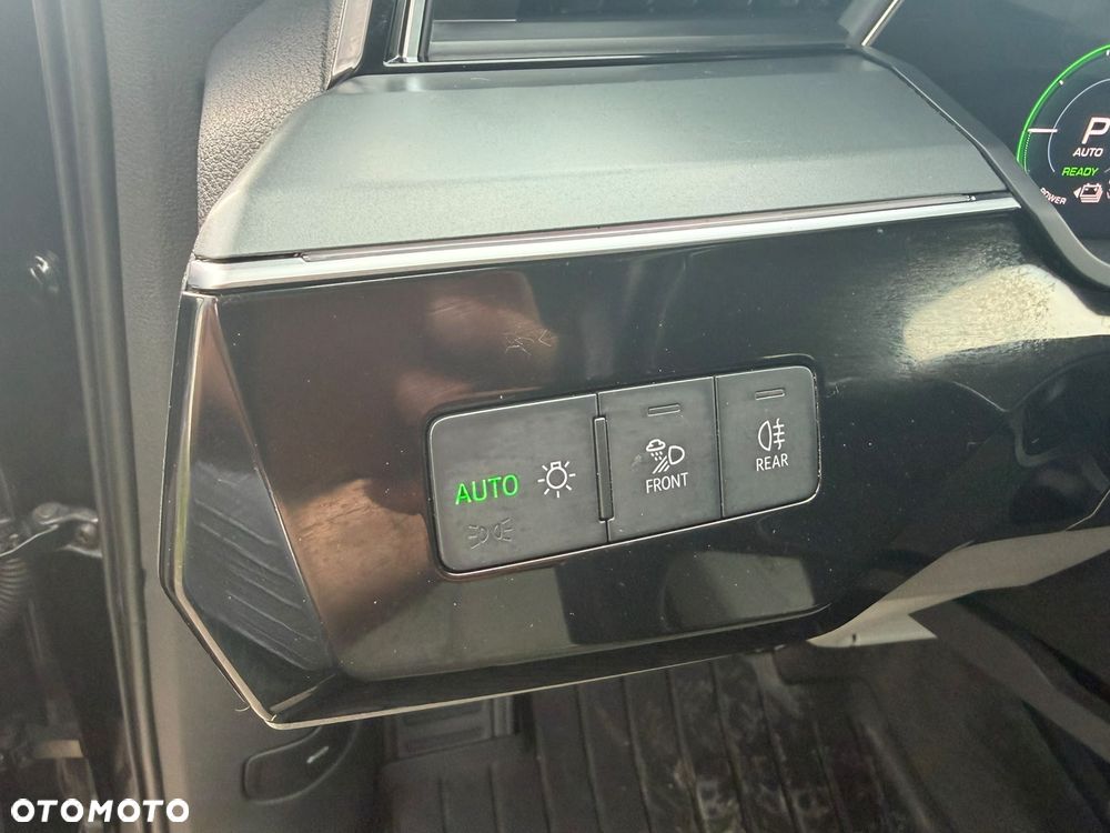 Audi e-tron 55 Quattro Advanced - 31