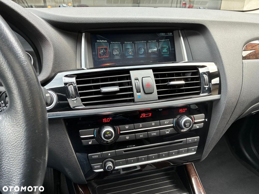 BMW X3 xDrive28i - 7