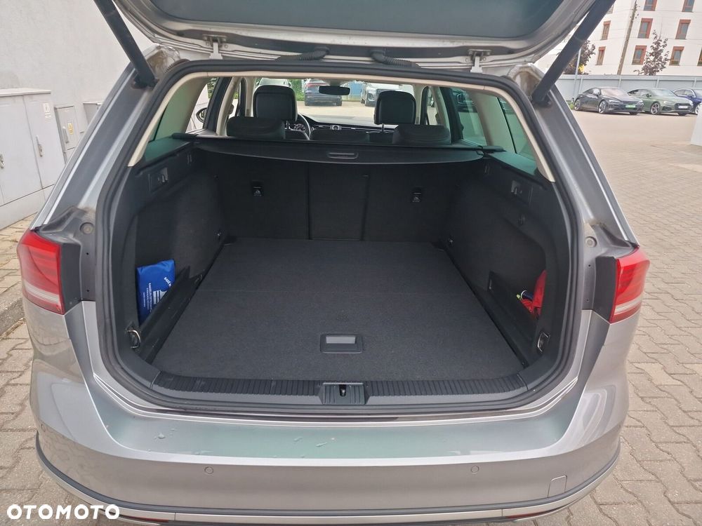 Volkswagen Passat Alltrack 2.0 TDI 4Mot DSG - 18