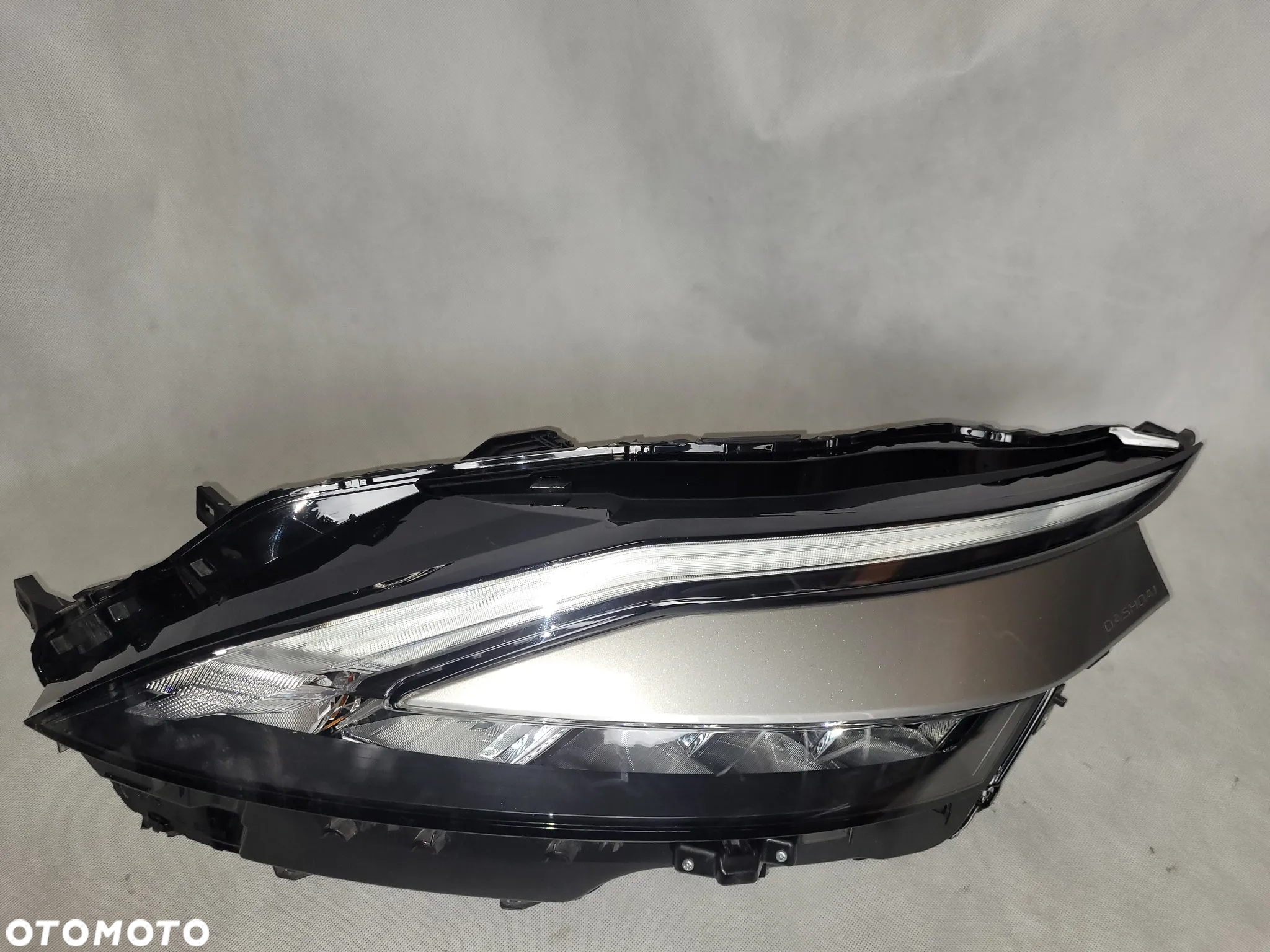 NISSAN QASHQAI J12 III 21- LAMPA LAMPY PRZEDNIE PRZÓD - 11