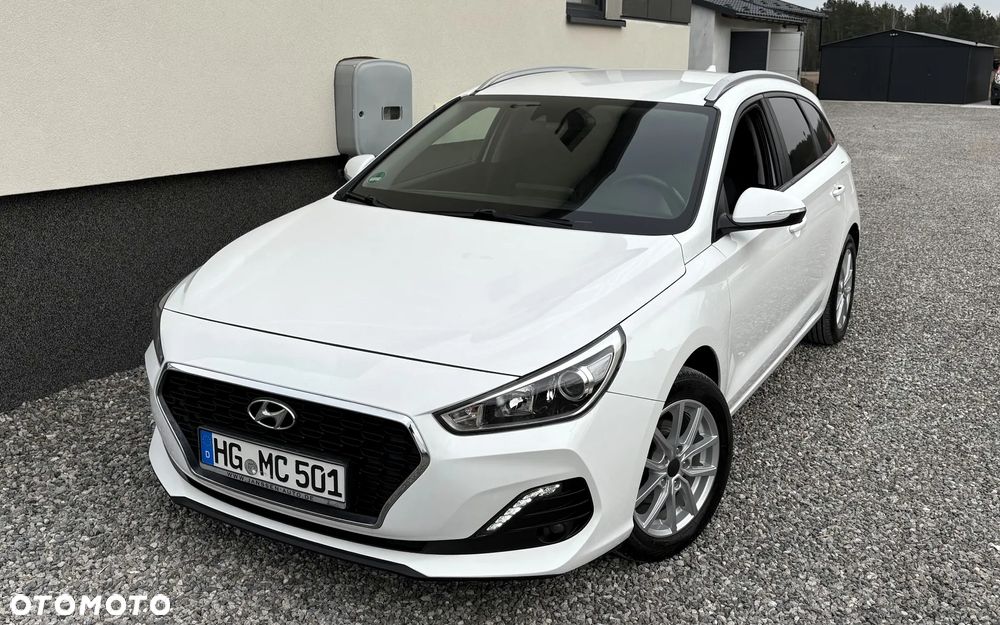 Hyundai i30 1.4 Passion - 1