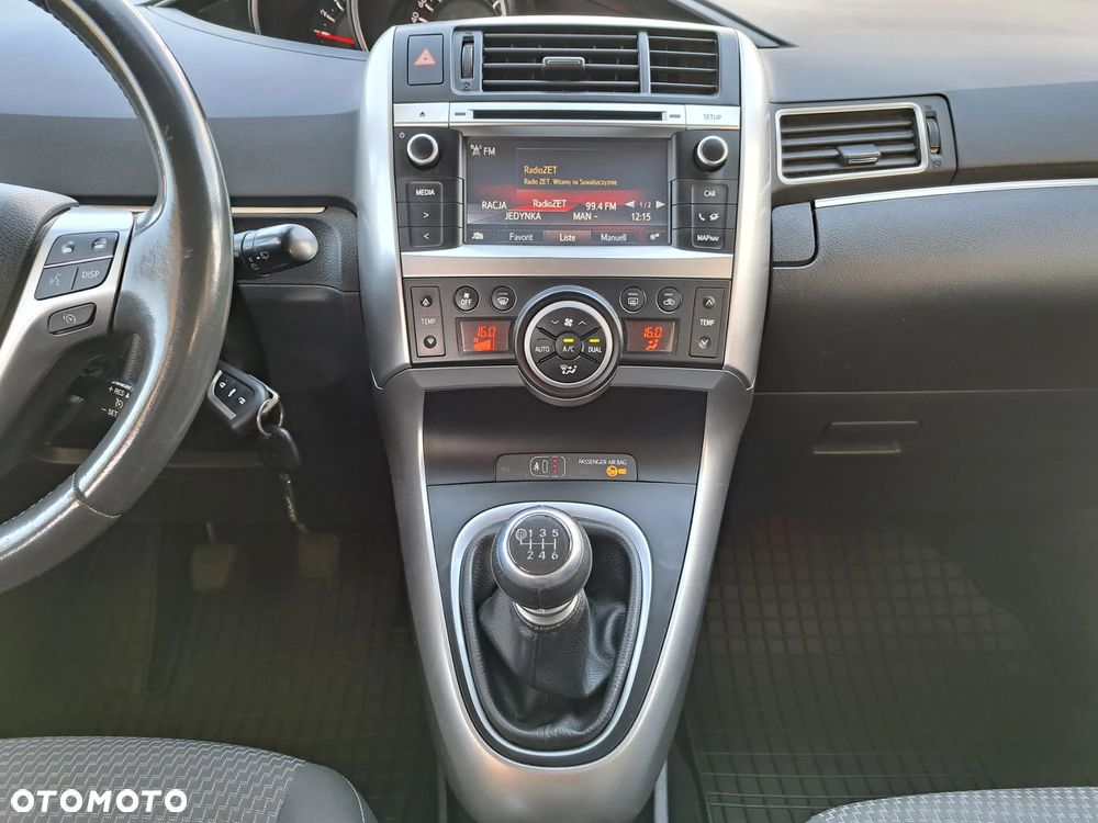 Toyota Verso - 24