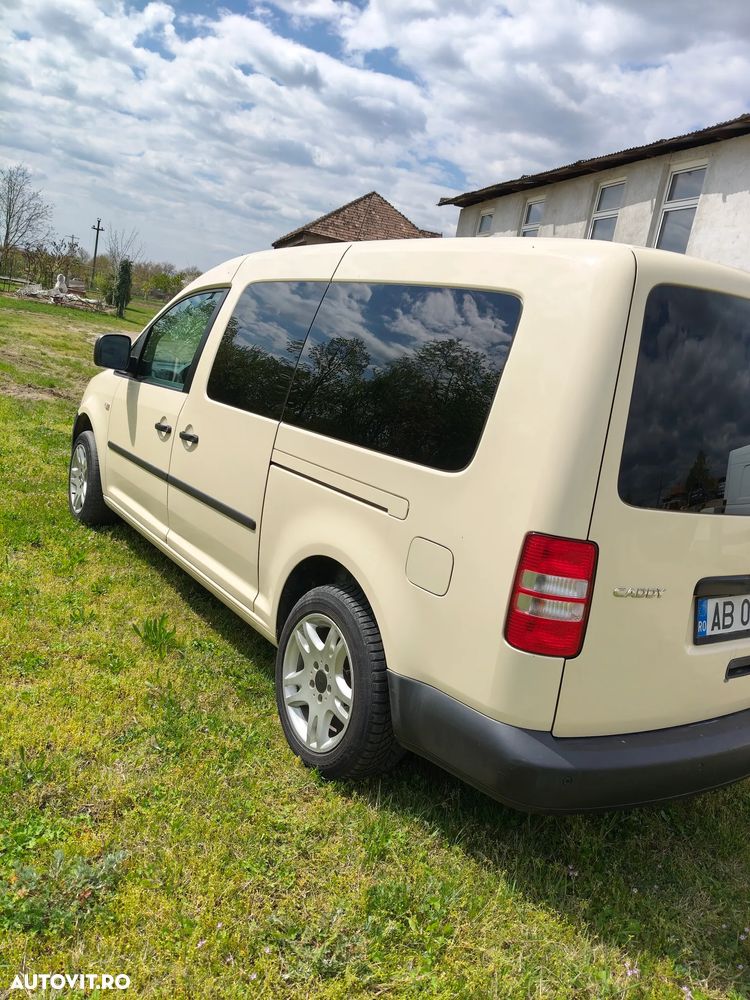 Volkswagen Caddy 1.6 TDI Comfortline - 11