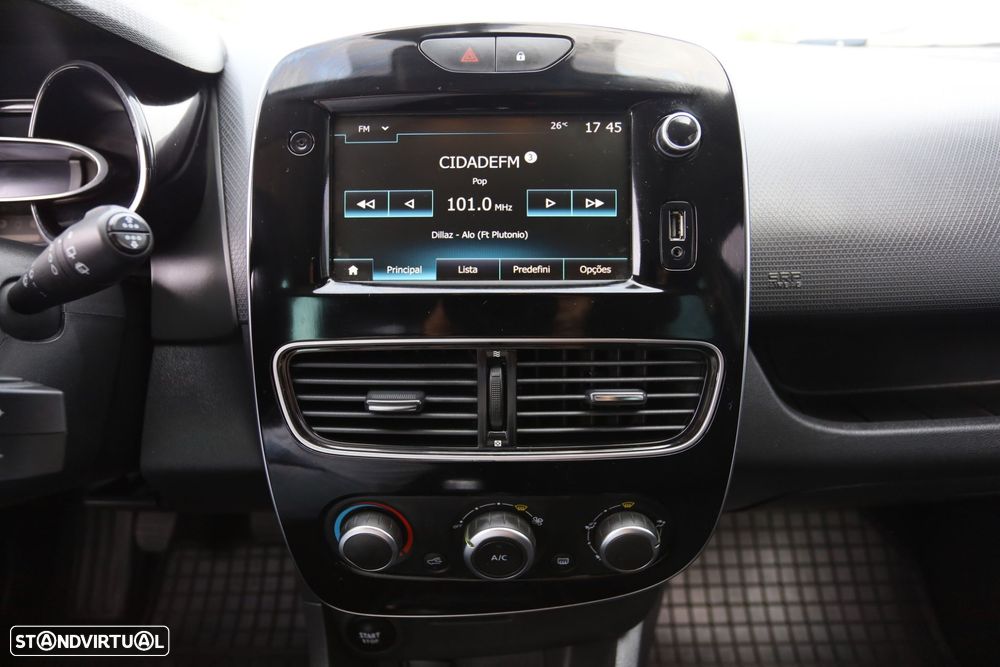Renault Clio 1.5 dCi Limited EDition - 9