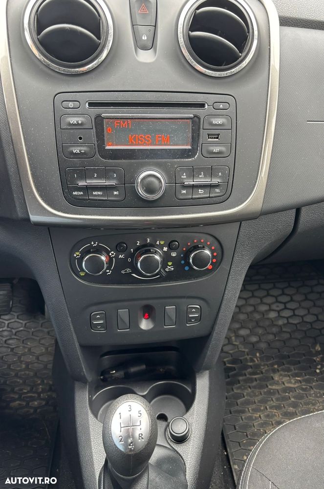 Dacia Logan 0.9 TCe Laureate - 9