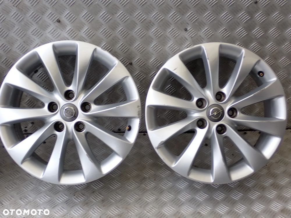 FELGI ALUMINIOWE OPEL ZAFIRA C 7JX17 ET 44 5X115 0P058 - 2