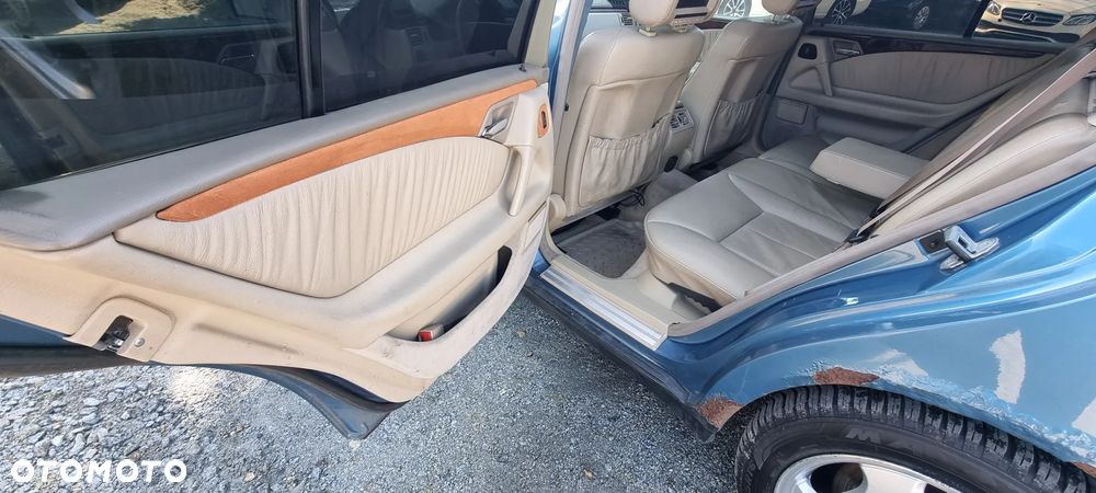 Mercedes-Benz Klasa E 420 T Avantgarde - 25