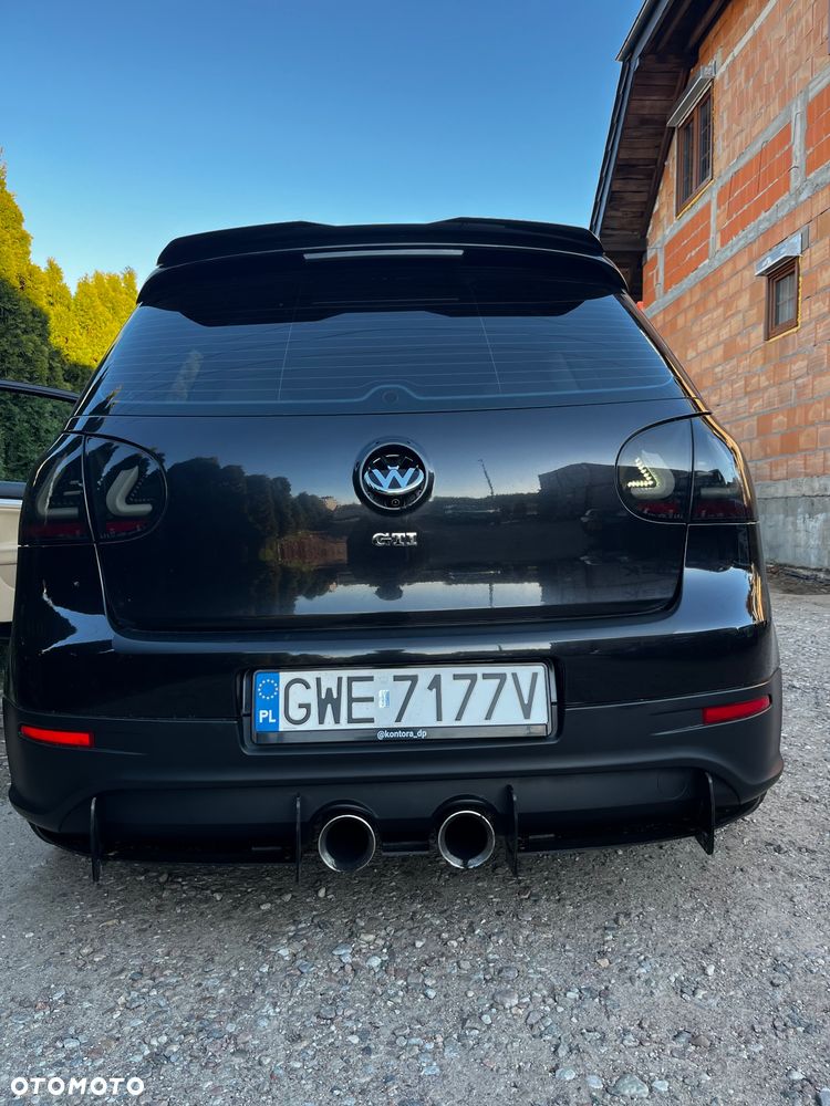 Volkswagen Golf - 21