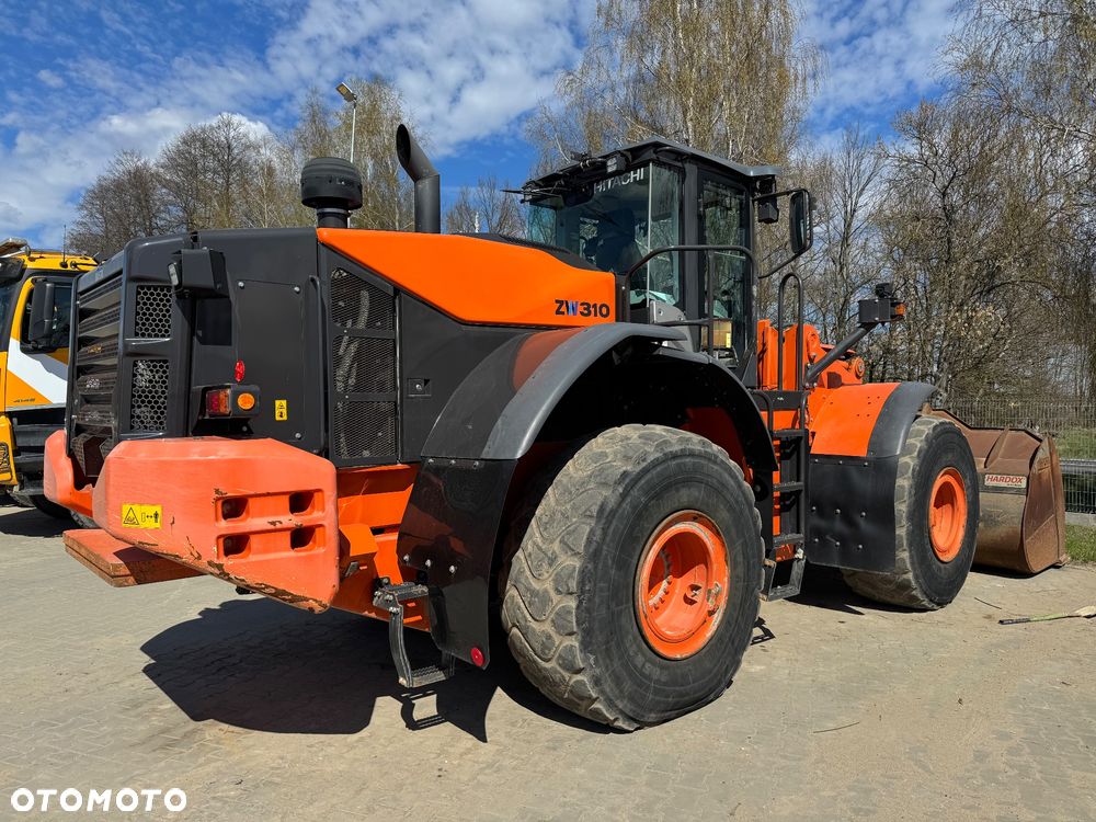 Hitachi ZW310-6 / 966M / 972M / L150 - 3